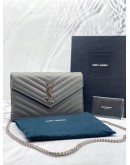 (LIKE NEW) YSL SAINT LAURENT CASSANDRA LEATHER CHAIN WALLET IN GREY SHW -FULL SET-