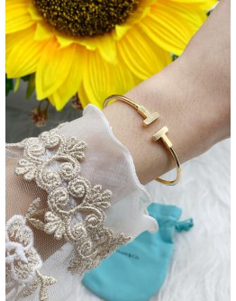 Tiffany & Co T Wire Bracelet 18K Gold